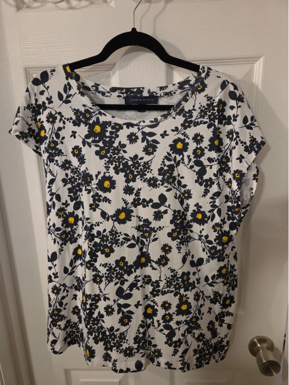 Tommy Hilfiger top